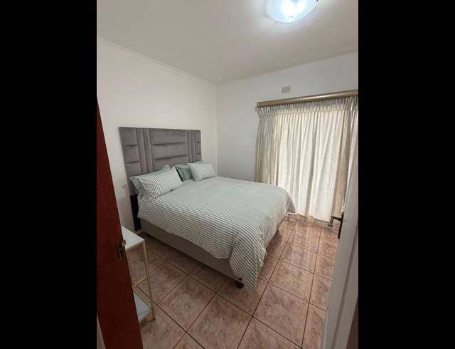 4 BEDROOM HOUSE FOR SALE IN OSLO BEACH